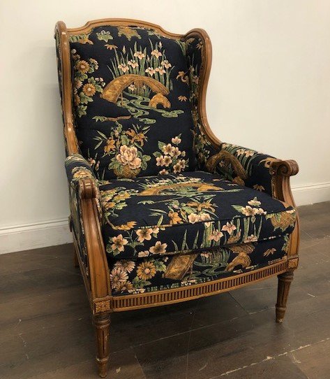 Antique deals accent chair